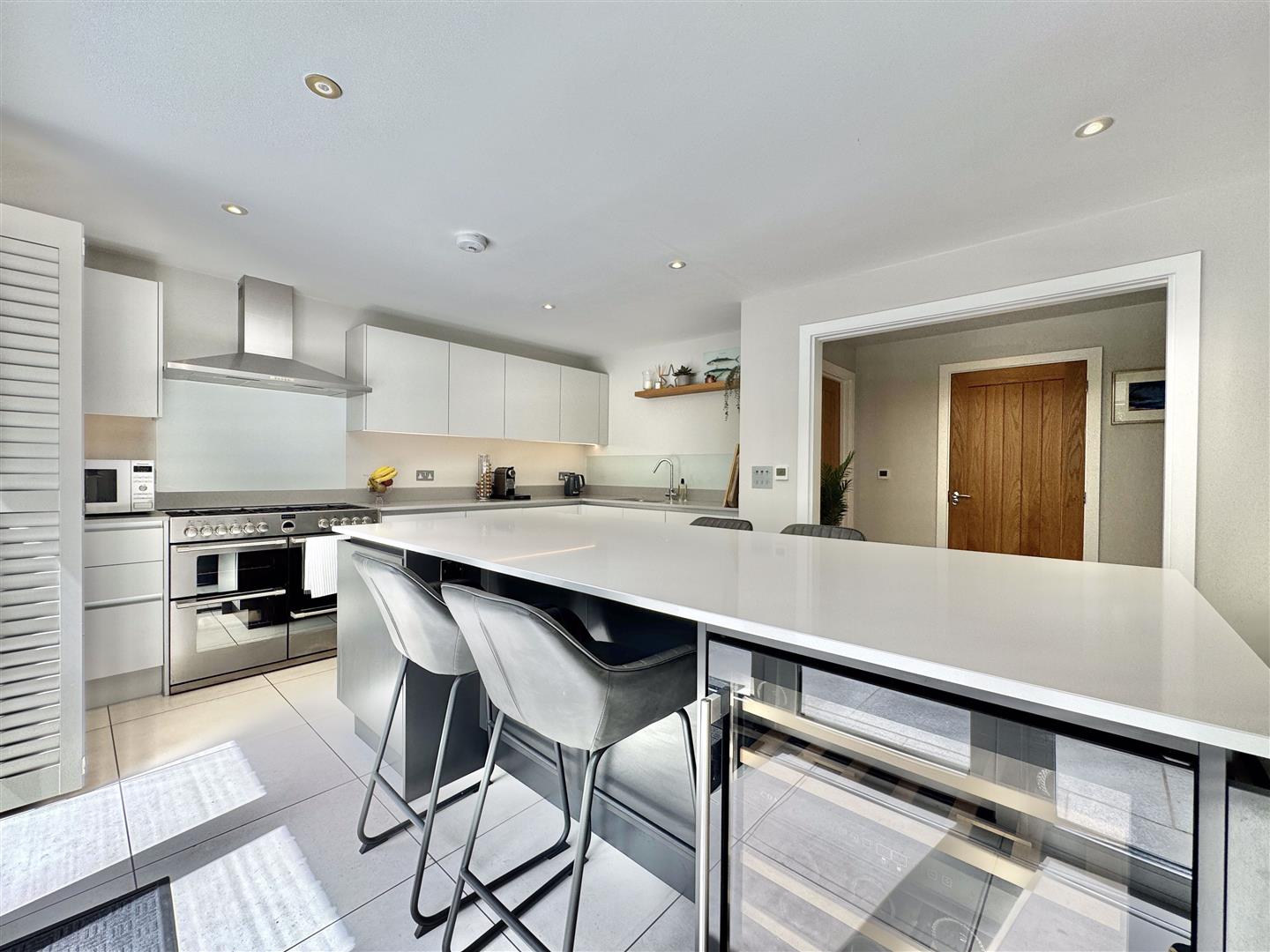 4 bed property in Cornelius Drive, Truro